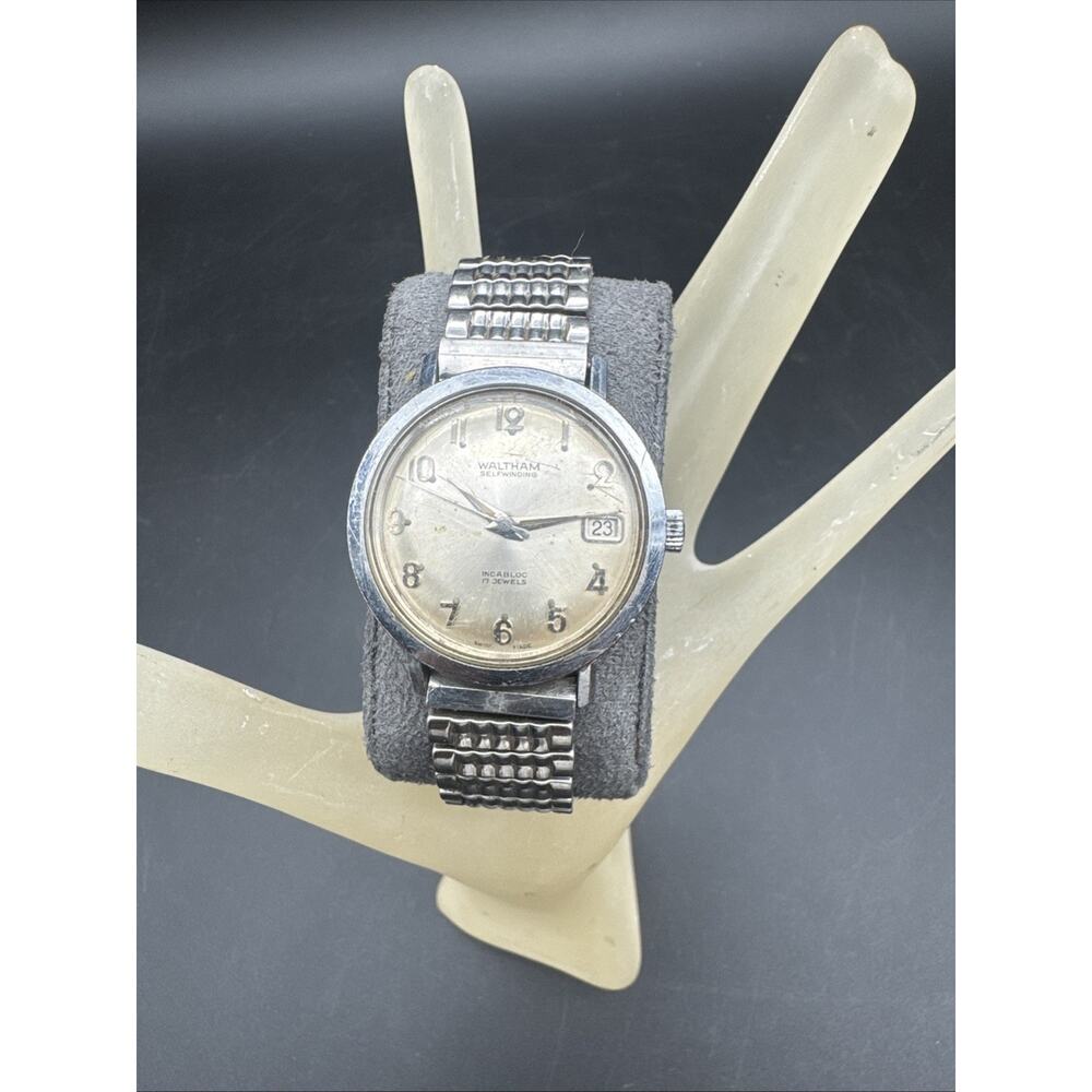 Vintage Waltham 1960 Incabloc Self-Winding 17 Jewel Date Swiss Watch Automatic